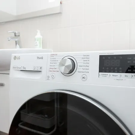 Apartamento Lys & Moderne Lejlighed Med Stort Badevaerelse