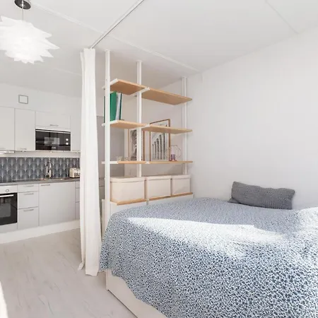 Apartment Lys & Moderne Lejlighed Med Stort Badevaerelse Copenhagen